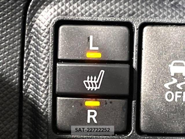 Toyota AQUA 2020-04 330641-5