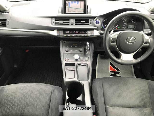 Lexus CT 2012-04 275207-8