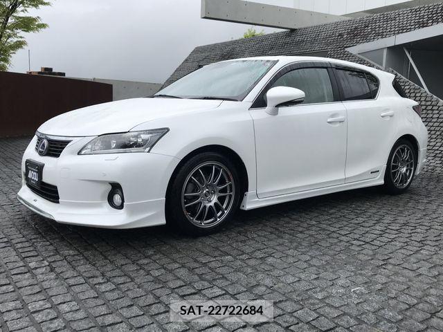 Lexus CT 2012-04 275207-1