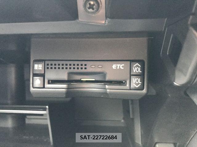 Lexus CT 2012-04 275207-18