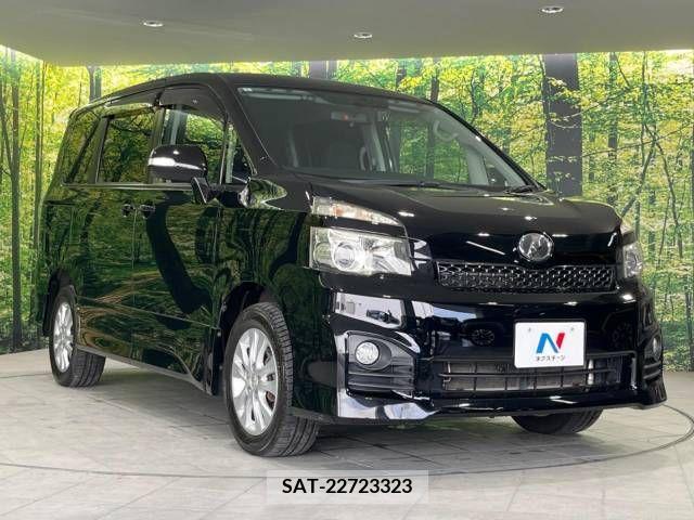 Toyota VOXY 2011-01 347289-17