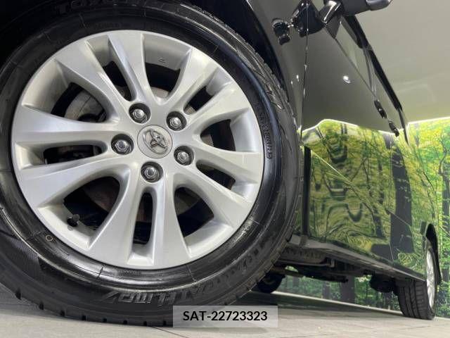 Toyota VOXY 2011-01 347289-14