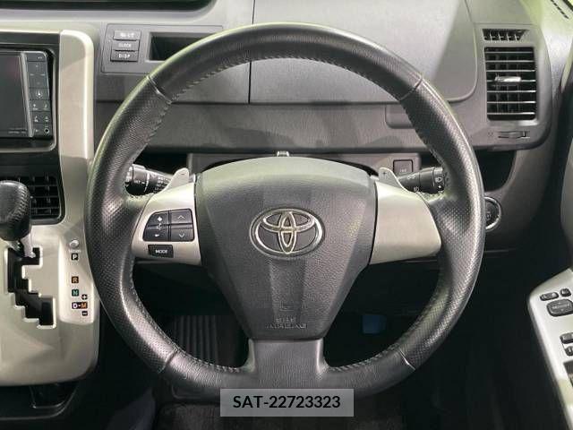 Toyota VOXY 2011-01 347289-12