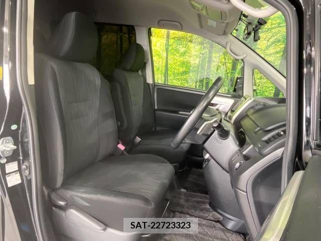Toyota VOXY 2011-01 347289-8
