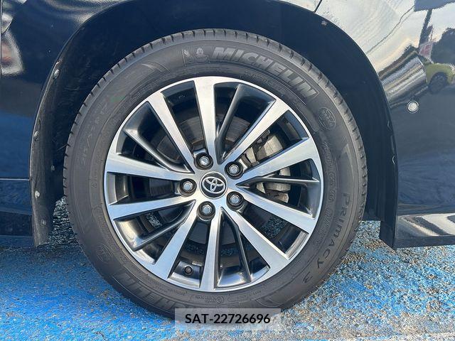 Toyota VOXY 2022-03 370298-6