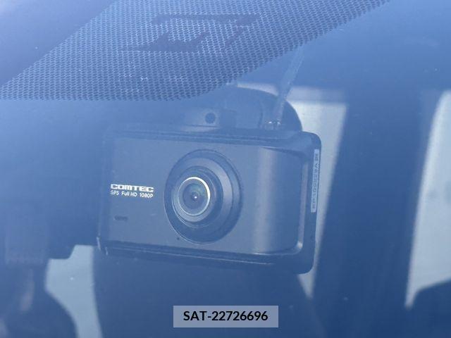 Toyota VOXY 2022-03 370298-23