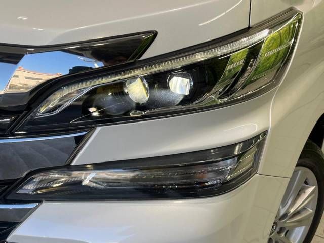 Toyota VELLFIRE 2016-01 191977-12