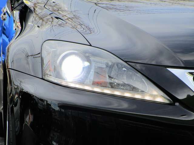 Lexus IS 2011-07 20991-4