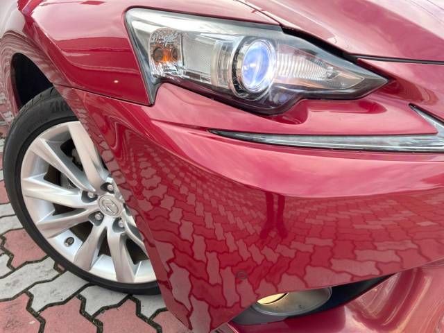 Lexus IS 2013-10 195838-12