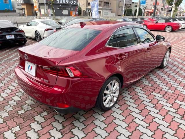 Lexus IS 2013-10 195838-17