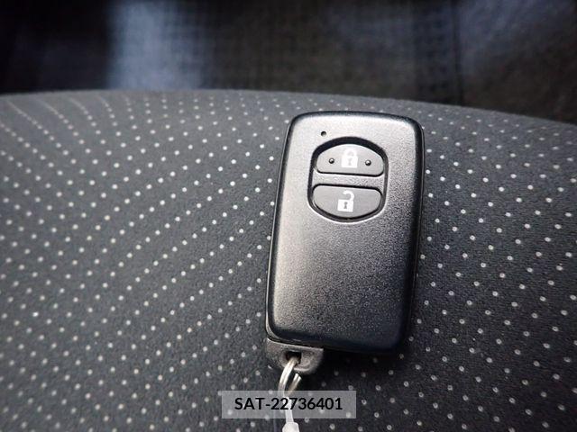 Toyota PRIUS 2014-05 322080-23