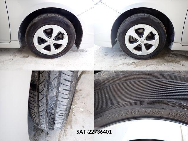 Toyota PRIUS 2014-05 322080-19