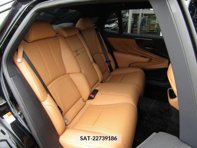 Lexus LS 2021-07 354101-9