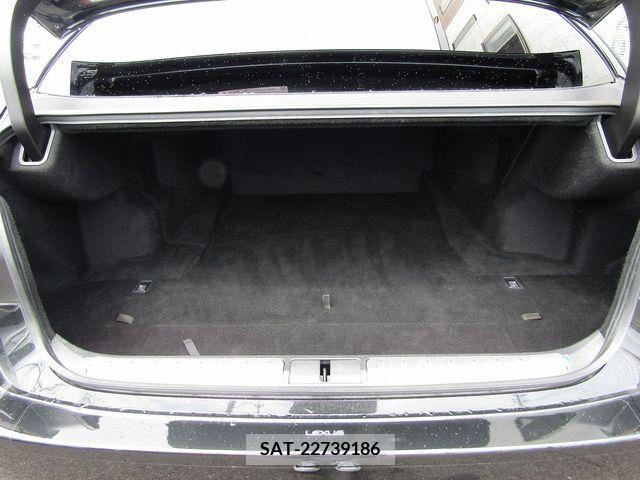 Lexus LS 2021-07 354101-6