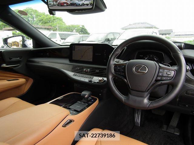 Lexus LS 2021-07 354101-1