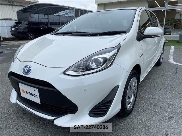 Toyota AQUA 2019-12 260482-7