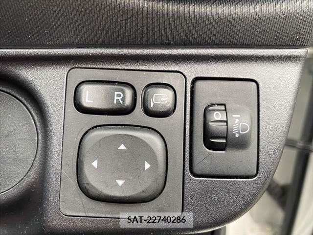 Toyota AQUA 2019-12 260482-21
