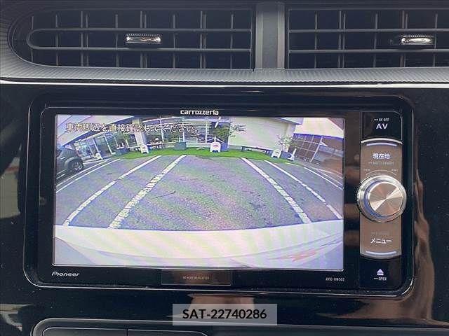 Toyota AQUA 2019-12 260482-3