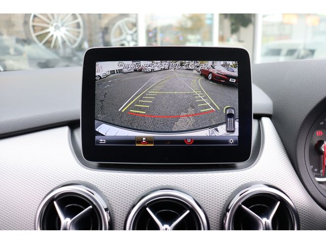 Mercedes Benz B-CLASS 2018-01 182132-18