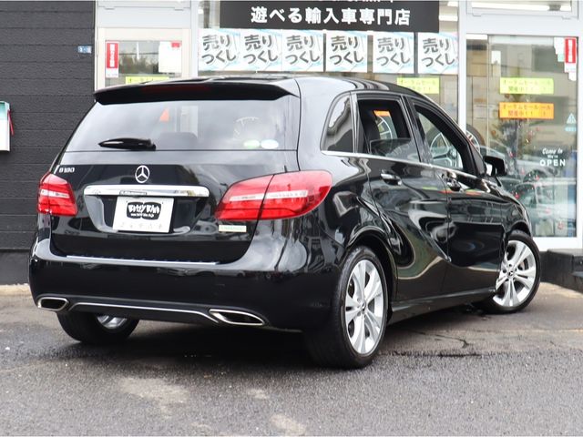 Mercedes Benz B-CLASS 2018-01 182132-24