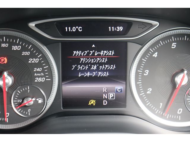 Mercedes Benz B-CLASS 2018-01 182132-10