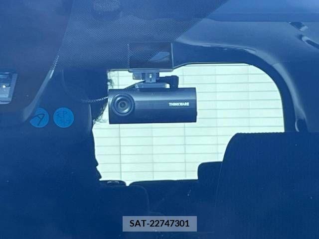 Toyota NOAH 2020-04 365111-5