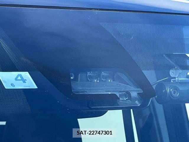 Toyota NOAH 2020-04 365111-2