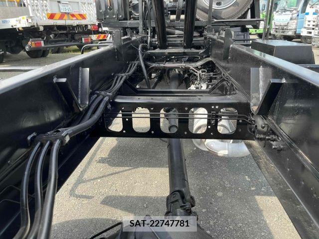 Isuzu FORWARD 2007-01 379511-13