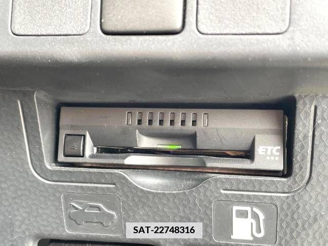 Toyota ROOMY 2021-12 352843-6