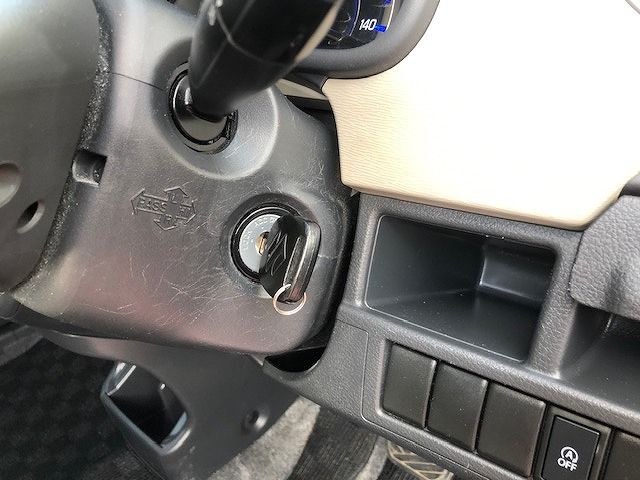 Suzuki WAGON R 2013-05 180644-16