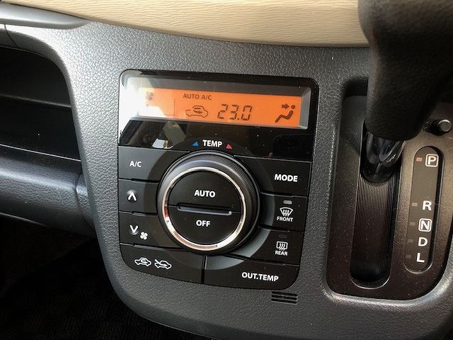 Suzuki WAGON R 2013-05 180644-14
