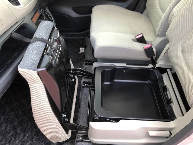 Suzuki WAGON R 2013-05 180644-23