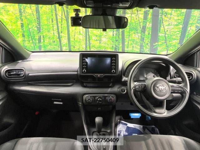 Toyota YARIS 2022-07 228842-1