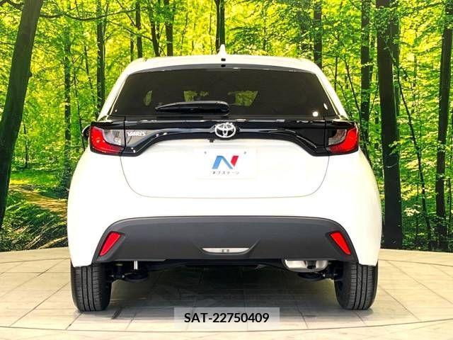 Toyota YARIS 2022-07 228842-16