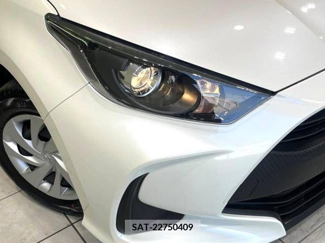 Toyota YARIS 2022-07 228842-13