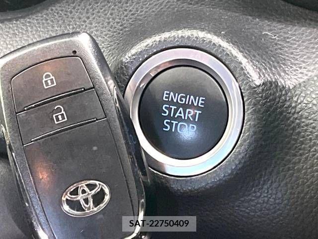 Toyota YARIS 2022-07 228842-8