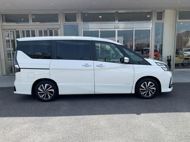 Nissan SERENA 2021-09 5586-24