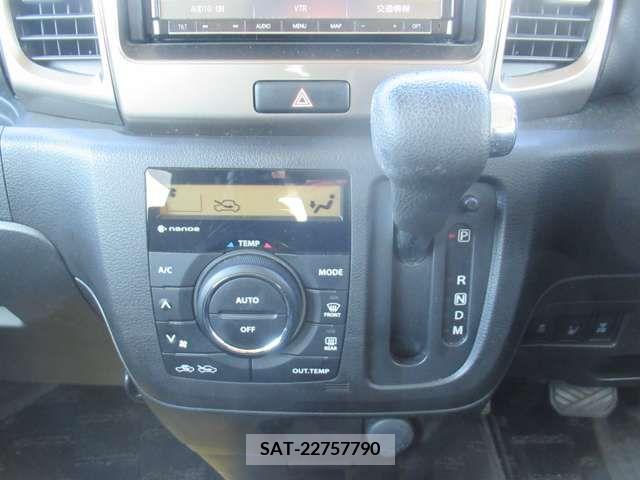 Suzuki SPACIA 2017-08 285804-12