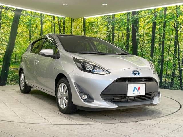 Toyota AQUA 2018-05 194347-16