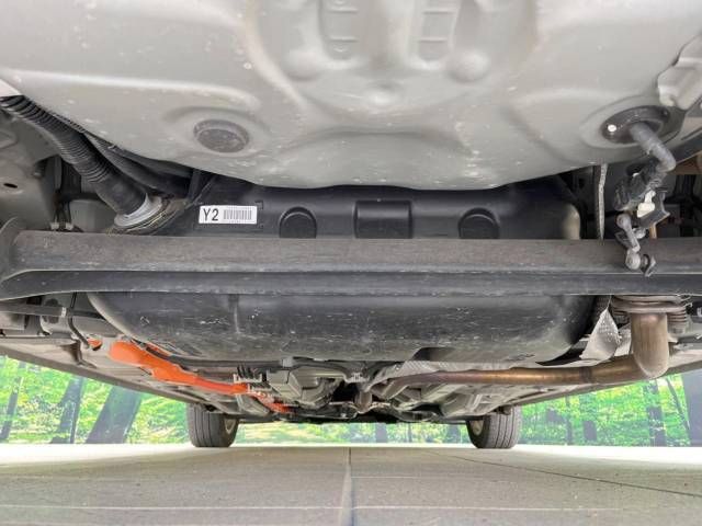 Toyota AQUA 2018-05 194347-19
