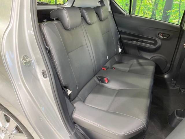 Toyota AQUA 2018-05 194347-9