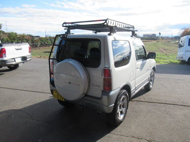 Suzuki JIMNY 2003-06 28218-8
