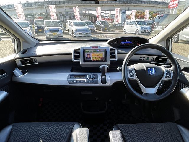 Honda FREED HYBRID 2013-02 13258-1