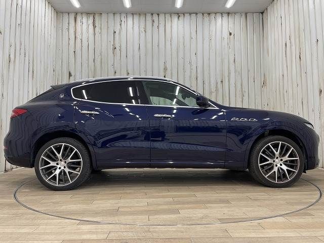 Maserati LEVANTE 2016-12 20546-16