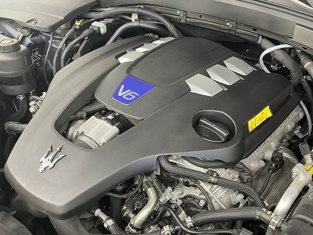 Maserati LEVANTE 2016-12 20546-14