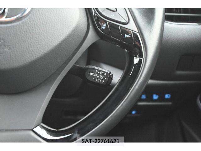 Toyota C-HR 2018-12 344530-15