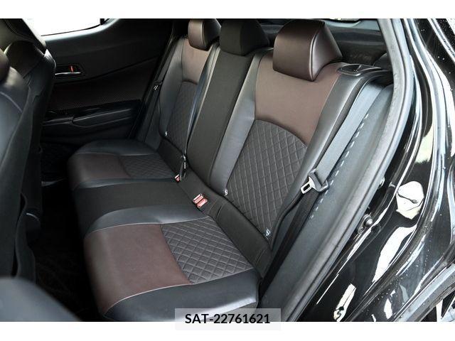 Toyota C-HR 2018-12 344530-11