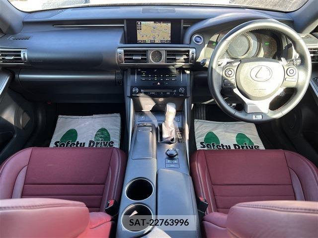 Lexus IS 2013-10 207245-10