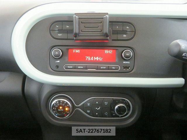Renault TWINGO 2018-02 207497-3