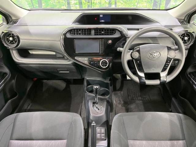 Toyota AQUA 2020-05 181542-1